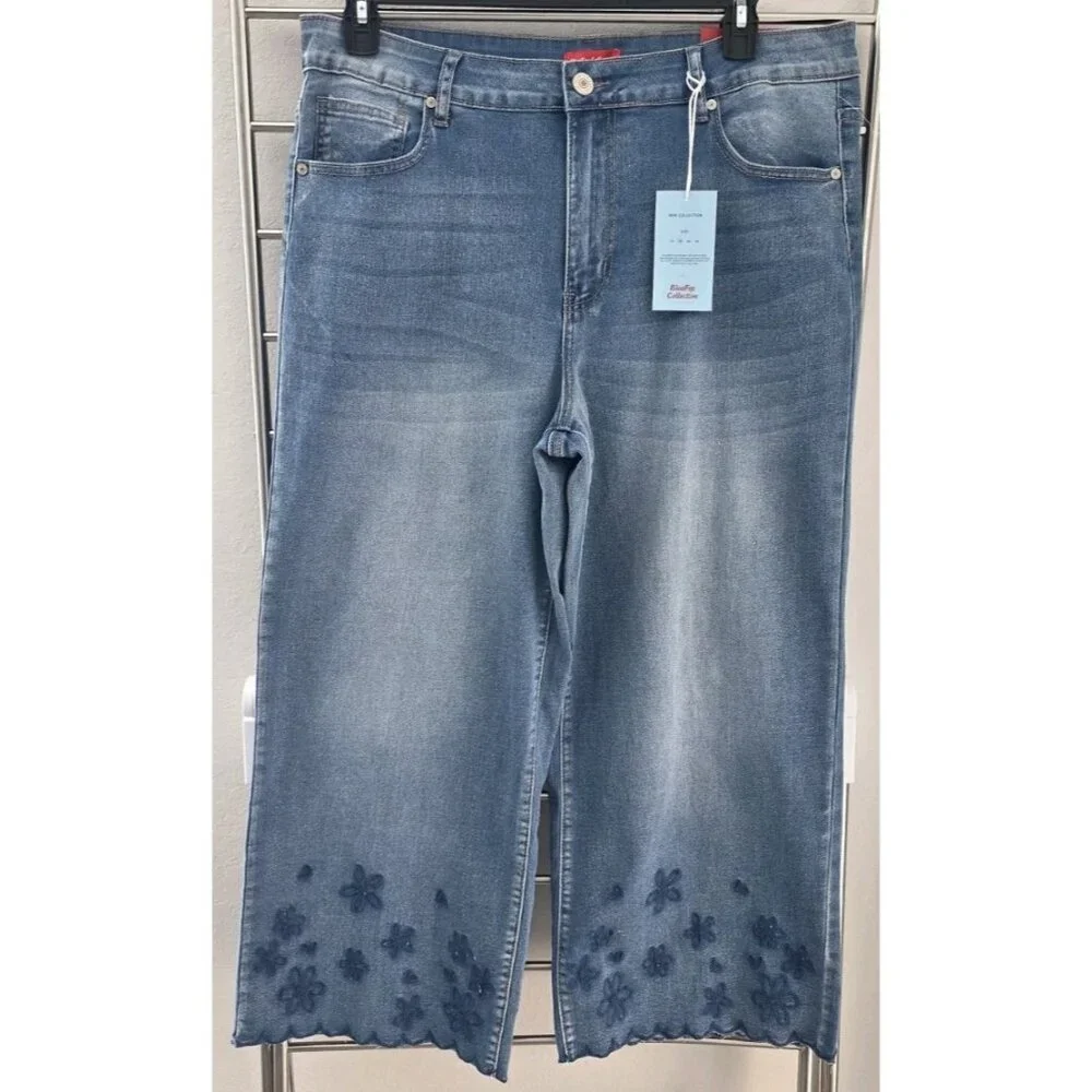 BlueFox Collective Womens‎ 18 Wide Leg Cropped Jeans High Rise Floral Hem